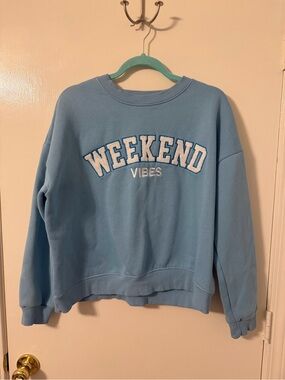 Kirklands Light Blue "Weekend Vibes" Crewneck Sweatshirt
